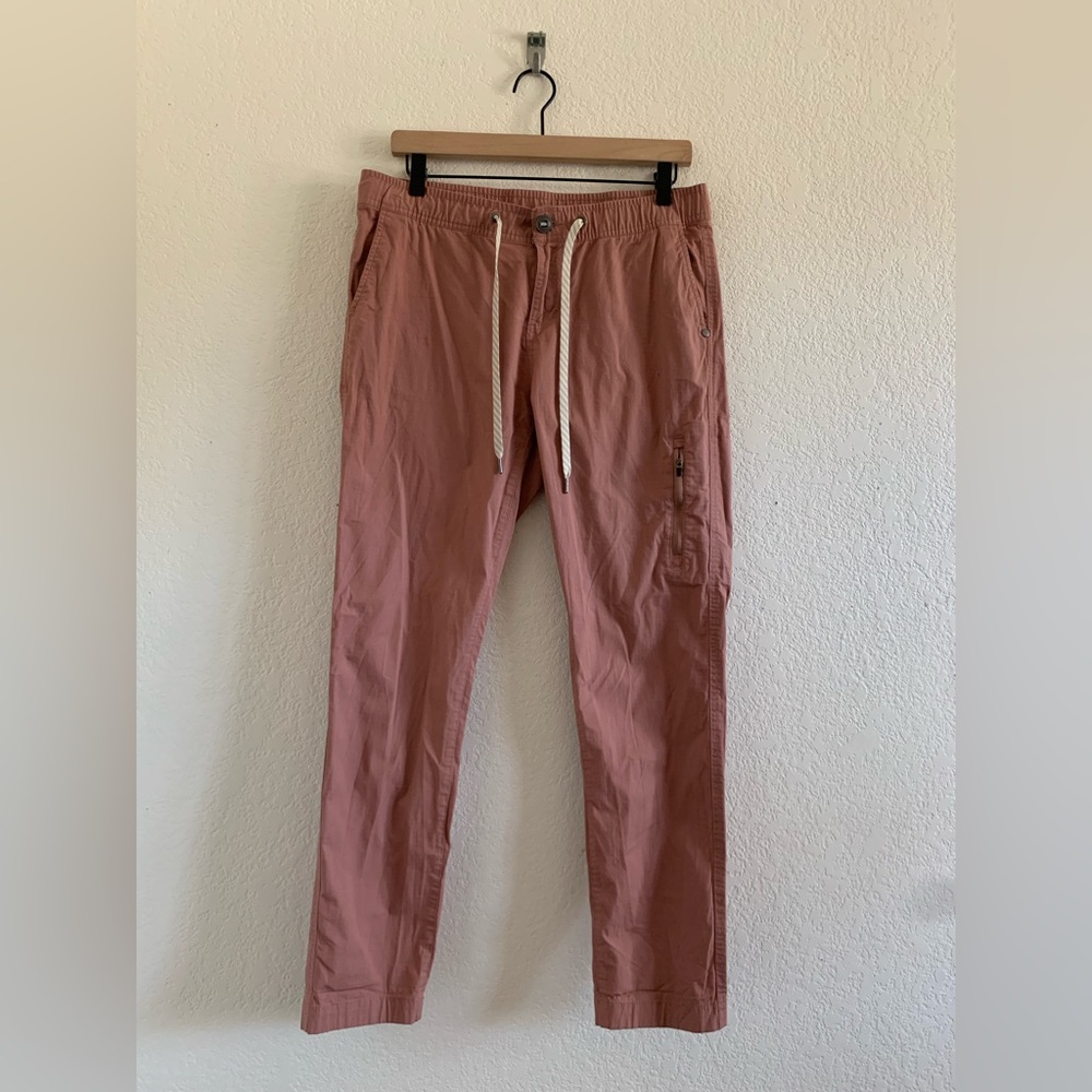 Vuori Women's Ripstop Pants Relaxed Fit Slim Leg Light Terracotta Size M